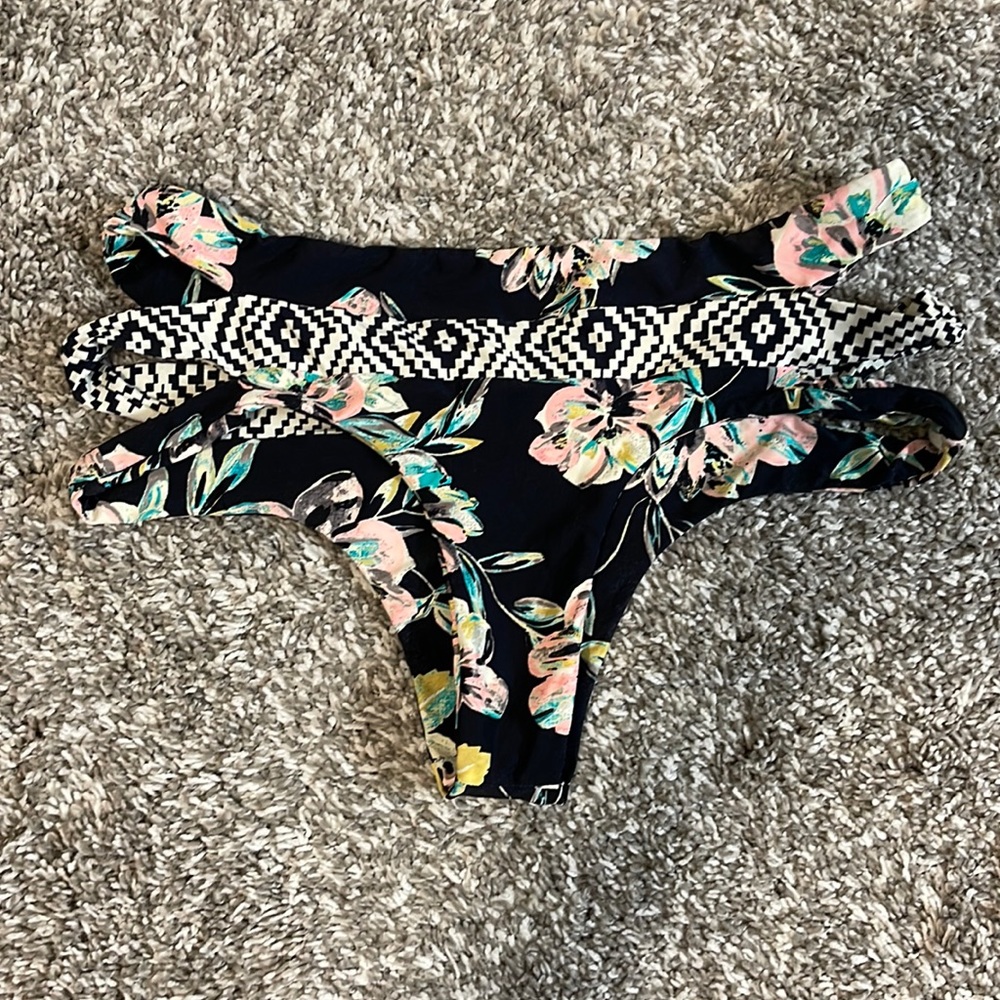 Brand O’Neill. Size Medium. Bikini bottoms only.